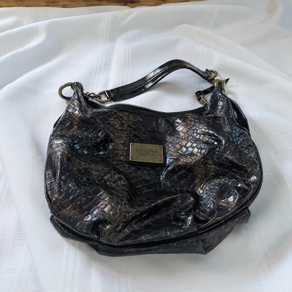 VERA WANG - Picture 4 of 10